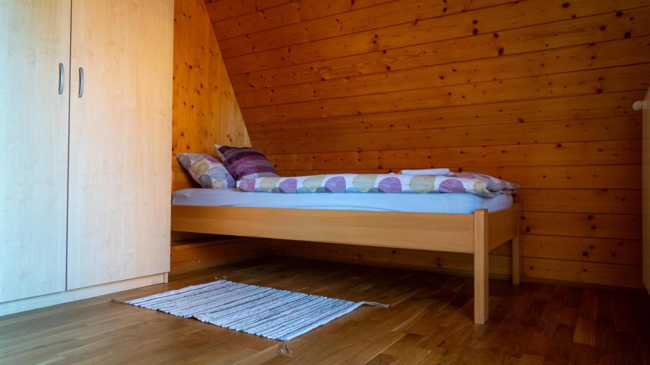Chalets Runolist Crni Lug Exterior photo