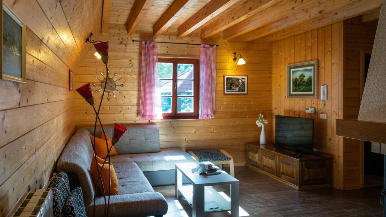 Chalets Runolist Crni Lug Exterior photo